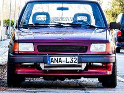Rot Gebraucht 1990 Opel Corsa Kleinwagen | 11.000 €