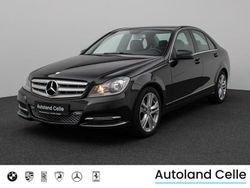 Obsidianschwarzschwarz Gebraucht 2013 Mercedes C200 Avantgarde Limousine | 9.499 € (Fairer Preis)