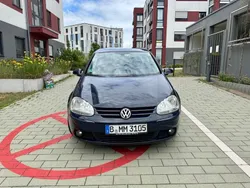 Blau Gebraucht 2005 VW Golf V Limousine | 1.666 € (Guter Preis)