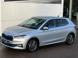 Silber Gebraucht 2021 Skoda Fabia Style Limousine | 18.990 € (Etwas zu teuer)