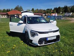 Weiß Gebraucht 2022 Kia Niro Vision SUV | 24.500 € (Fairer Preis)