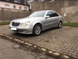 Mercedes E320
