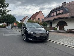 Schwarz Gebraucht 2017 Ford Focus Titanium Limousine | 5.489 € (Etwas zu teuer)