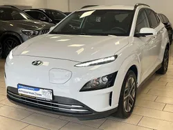 Weiß Gebraucht 2021 Hyundai Kona Edition 30+ SUV | 15.900 € (Superpreis)