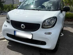 Weiß Gebraucht 2018 Smart ForTwo Coupé Coupé | 11.500 € (Fairer Preis)