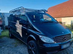 Schwarz Gebraucht 2007 Mercedes Vito Van / Kleinbus | 8.800 €