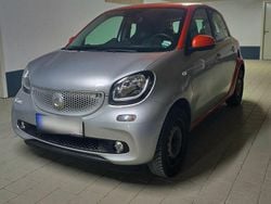 Grau Gebraucht 2016 Smart ForFour Passion Kleinwagen | 7.500 € (Fairer Preis)