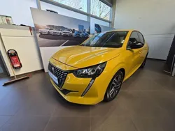 Gelb Gebraucht 2023 Peugeot 208 Allure Kleinwagen | 15.490 € (Guter Preis)