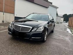 Schwarz Gebraucht 2010 Mercedes E220 Kombi | 9.499 € (Guter Preis)
