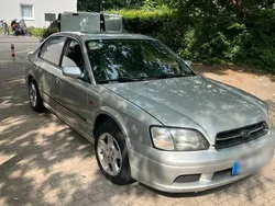 Silber Gebraucht 2000 Subaru Legacy Limousine | 800 € (Fairer Preis)