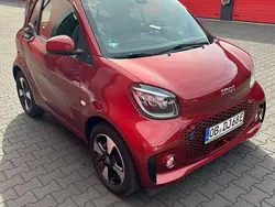 Rot Gebraucht 2022 Smart ForTwo Electric Drive Coupé | 12.950 € (Etwas zu teuer)
