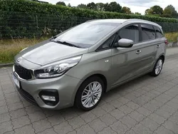 Beige Gebraucht 2017 Kia Carens 2 Van / Kleinbus | 8.490 € (Guter Preis)
