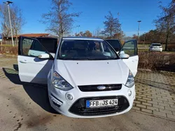 Weiß Gebraucht 2013 Ford S-MAX Titanium Van / Kleinbus | 8.199 € (Fairer Preis)