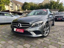 Grau Gebraucht 2018 Mercedes C220 AMG Kombi | 16.500 € (Teuer)