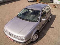 Grau Gebraucht 2003 VW Golf IV Basis Limousine | 799 € (Superpreis)