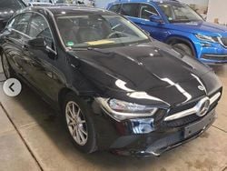 Schwarz Gebraucht 2023 Mercedes CLA180 Shooting Brake Kombi | 21.999 € (Guter Preis)
