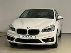 Alpinweiss iii Gebraucht 2018 BMW 218 Active Tourer Sport Line Van / Kleinbus | 13.980 € (Guter Preis)
