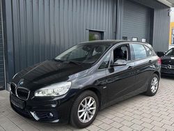 Schwarz Gebraucht 2016 BMW 220 Active Tourer Sport Line Van / Kleinbus | 14.900 € (Fairer Preis)
