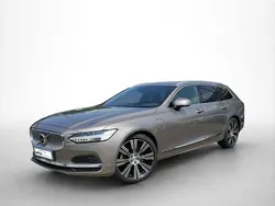 Grau Gebraucht 2021 Volvo V90 Inscription Kombi | 33.990 € (Guter Preis)