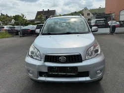 Silber Gebraucht 2010 Daihatsu Terios SUV | 5.490 €