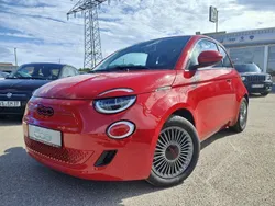 Rot Gebraucht 2022 Fiat 500e Red | 25.100 €