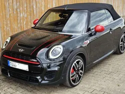 Grün Gebraucht 2018 Mini John Cooper Works Cabriolet Cabrio | 26.400 € (Etwas zu teuer)