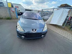 Blau Gebraucht 2005 Peugeot 307 Limousine | 700 € (Superpreis)