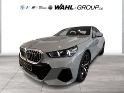 Grau Neu 2025 BMW i5 M Sport Limousine | 62.590 € (Superpreis)