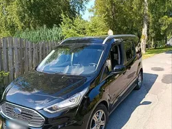 Schwarz Gebraucht 2018 Ford Tourneo Connect Van / Kleinbus | 23.000 €