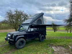 Schwarz Gebraucht 2002 Land Rover Defender SUV | 61.000 € (Etwas zu teuer)