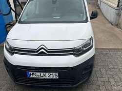 Weiß Gebraucht 2019 Citroën Berlingo Van / Kleinbus | 10.000 € (Teuer)