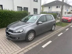 Grau Gebraucht 2011 VW Golf VI Highline Limousine | 5.500 € (Fairer Preis)