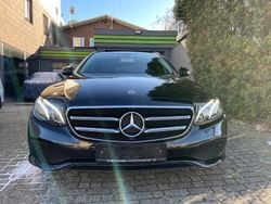 Schwarz Gebraucht 2019 Mercedes E220 Avantgarde Kombi | 24.950 € (Guter Preis)