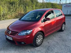 Rot Gebraucht 2005 VW Golf Plus Cross Comfortline Van / Kleinbus | 2.700 € (Superpreis)