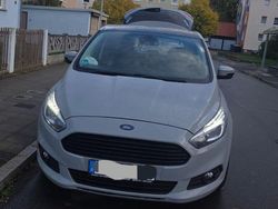 Grau Gebraucht 2016 Ford S-MAX S Van / Kleinbus | 12.000 € (Fairer Preis)