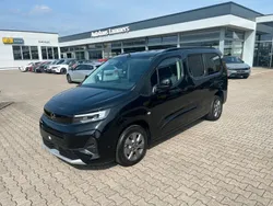 Schwarz Gebraucht 2024 Opel Combo Life GS Line Van / Kleinbus | 32.590 €