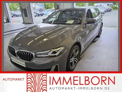 Grau Gebraucht 2022 BMW 530e Luxury Line Limousine | 30.090 € (Guter Preis)