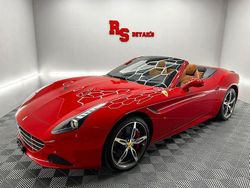 Rot Gebraucht 2016 Ferrari California Cabrio | 149.601 €