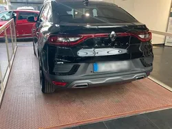 Schwarz Gebraucht 2021 Renault Arkana R.S. SUV | 22.490 € (Fairer Preis)