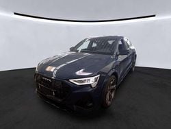 Plasmablau metallic Gebraucht 2023 Audi e-tron Sportback Ambiente SUV | 47.935 € (Guter Preis)