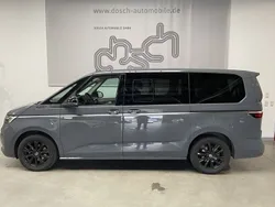 Grau Gebraucht 2024 VW T7 Style Van | 59.890 € (Teuer)