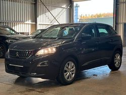 Grau Gebraucht 2018 Peugeot 3008 Active SUV | 9.600 € (Guter Preis)