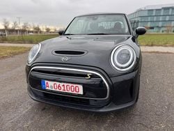 Schwarz Gebraucht 2022 Mini Cooper SE Essential Kleinwagen | 16.900 € (Superpreis)