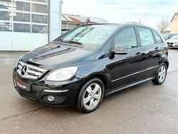 Schwarz Gebraucht 2009 Mercedes B180 Van / Kleinbus | 2.850 € (Fairer Preis)