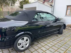 Schwarz Gebraucht 2005 Opel Astra Cabriolet Edition Cabrio | 1.500 € (Guter Preis)
