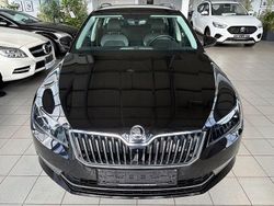 Schwarz Gebraucht 2017 Skoda Superb Kombi | 15.899 € (Guter Preis)