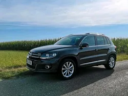 Grau Gebraucht 2015 VW Tiguan LOUNGE SUV | 11.550 € (Fairer Preis)