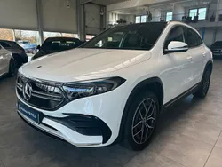 Polarweiß Gebraucht 2023 Mercedes EQA250 AMG SUV | 36.449 € (Fairer Preis)