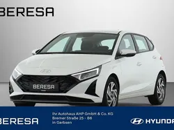 Weiss Neu 2025 Hyundai i20 Trend Limousine | 21.440 € (Fairer Preis)