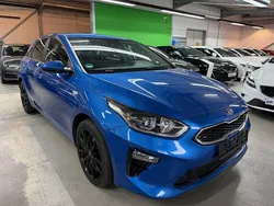 Blau Gebraucht 2019 Kia Ceed Vision Limousine | 16.700 € (Teuer)